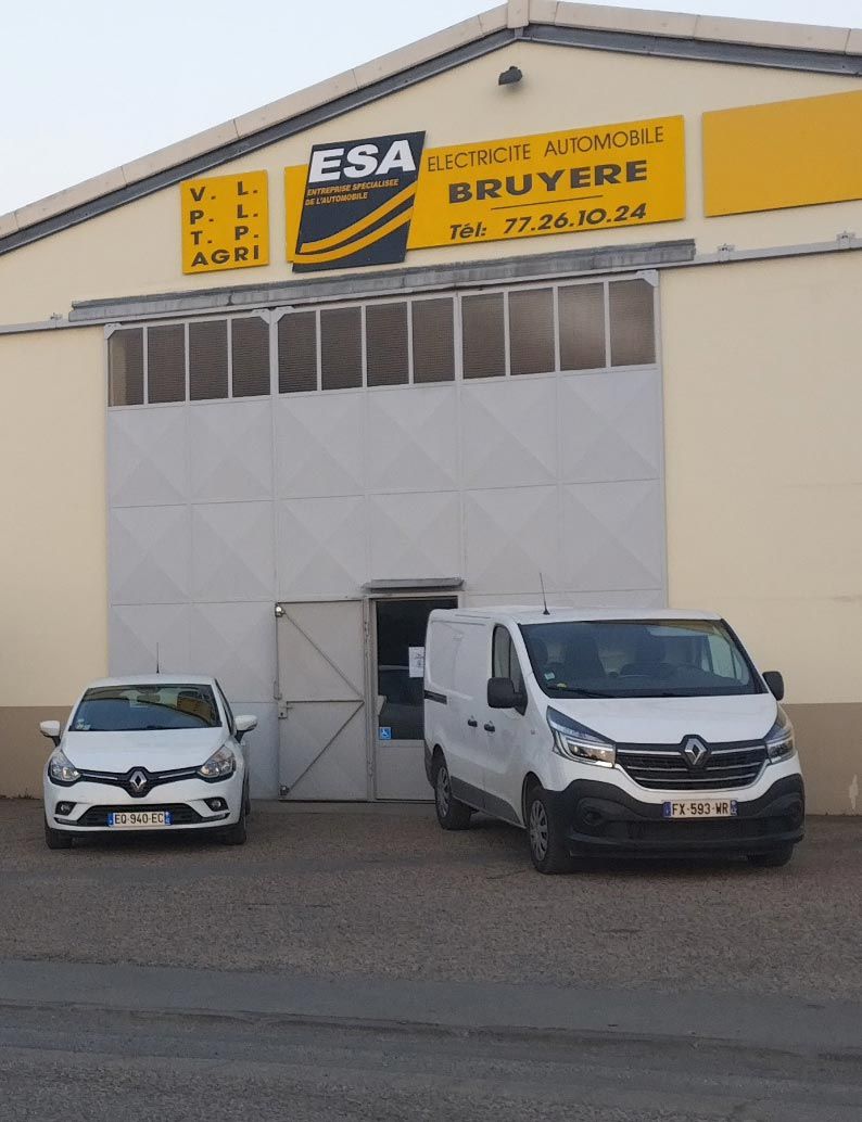 Façade de l'atelier d'électricité auto Bruyère à Feurs